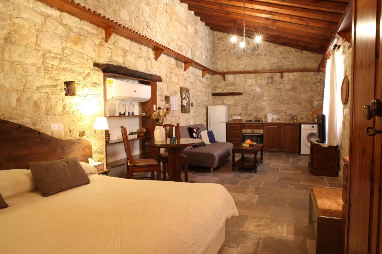 Agrovino Lofou Hotel Exterior foto
