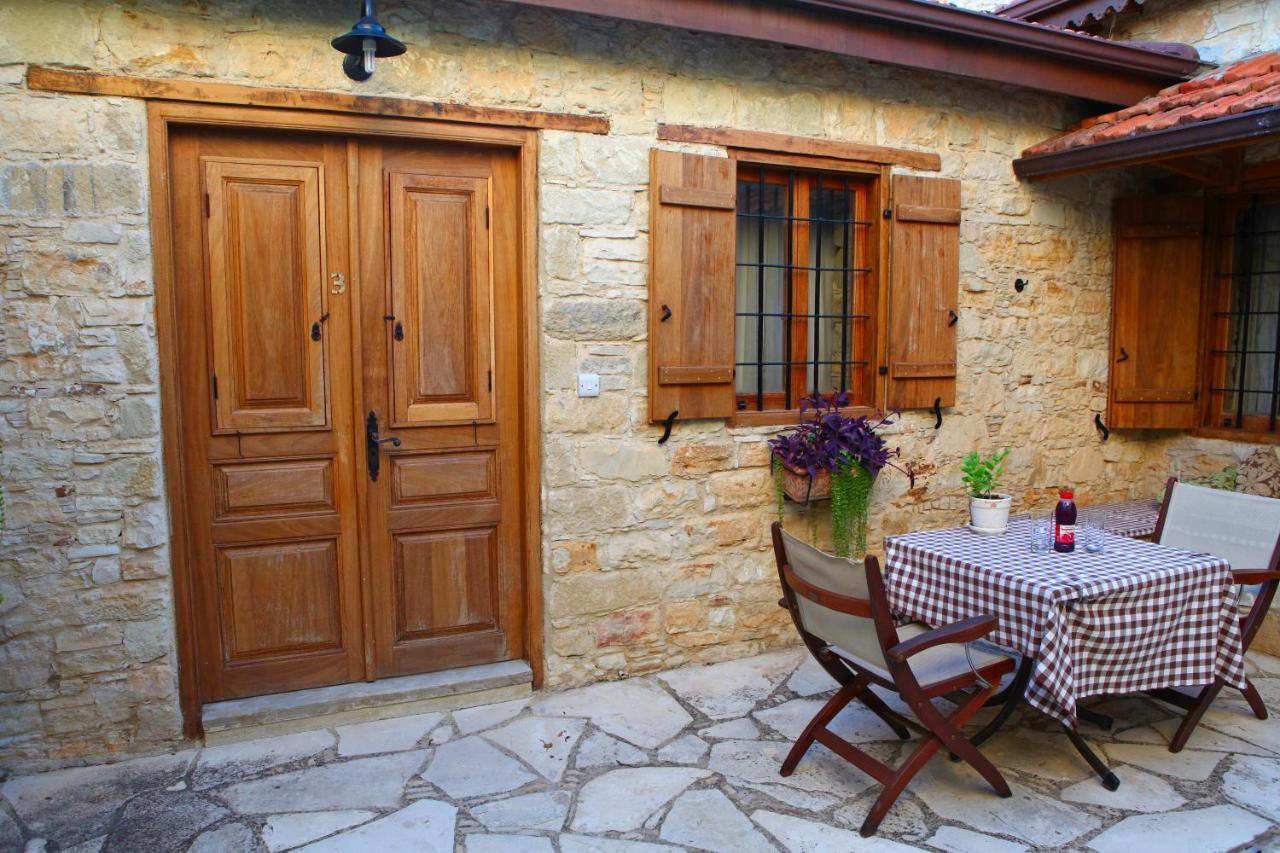 Agrovino Lofou Hotel Exterior foto