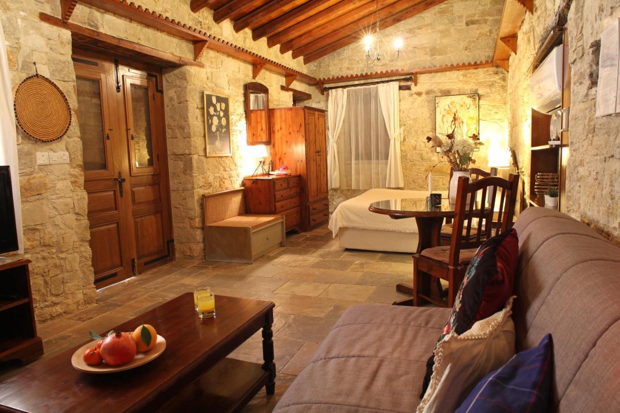Agrovino Lofou Hotel Exterior foto