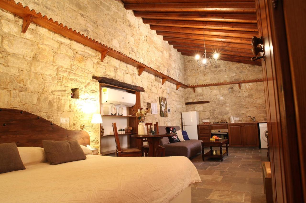 Agrovino Lofou Hotel Exterior foto