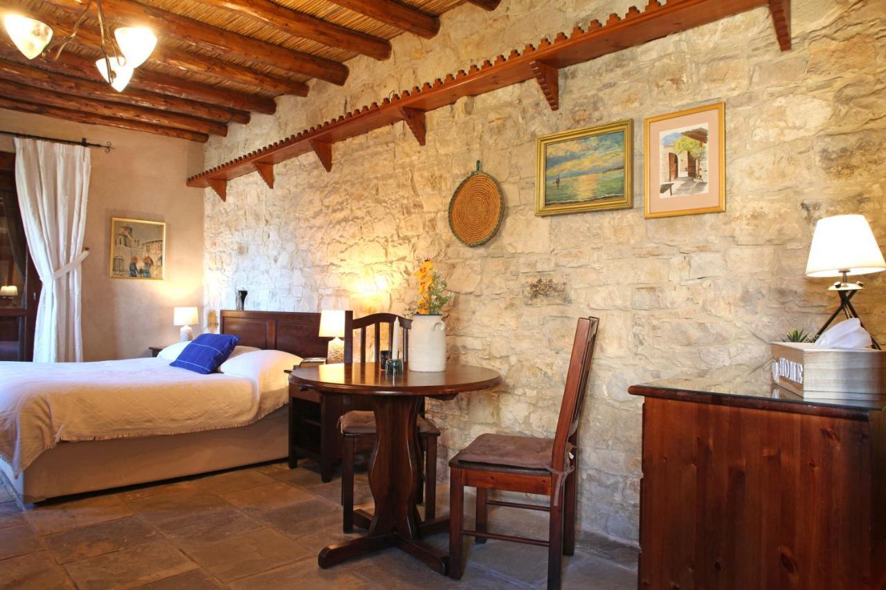 Agrovino Lofou Hotel Exterior foto